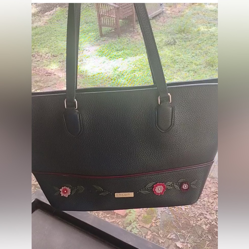 Kate Spade Laurel Way Special Edition Black Tote with Floral Accents - Picture 10 of 15